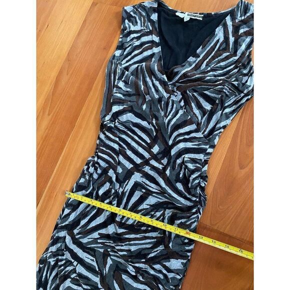 Tracy Reese Dress Grey Animal Print Mid Length Small Black V-Neck Brown Sheath - Picture 9 of 11